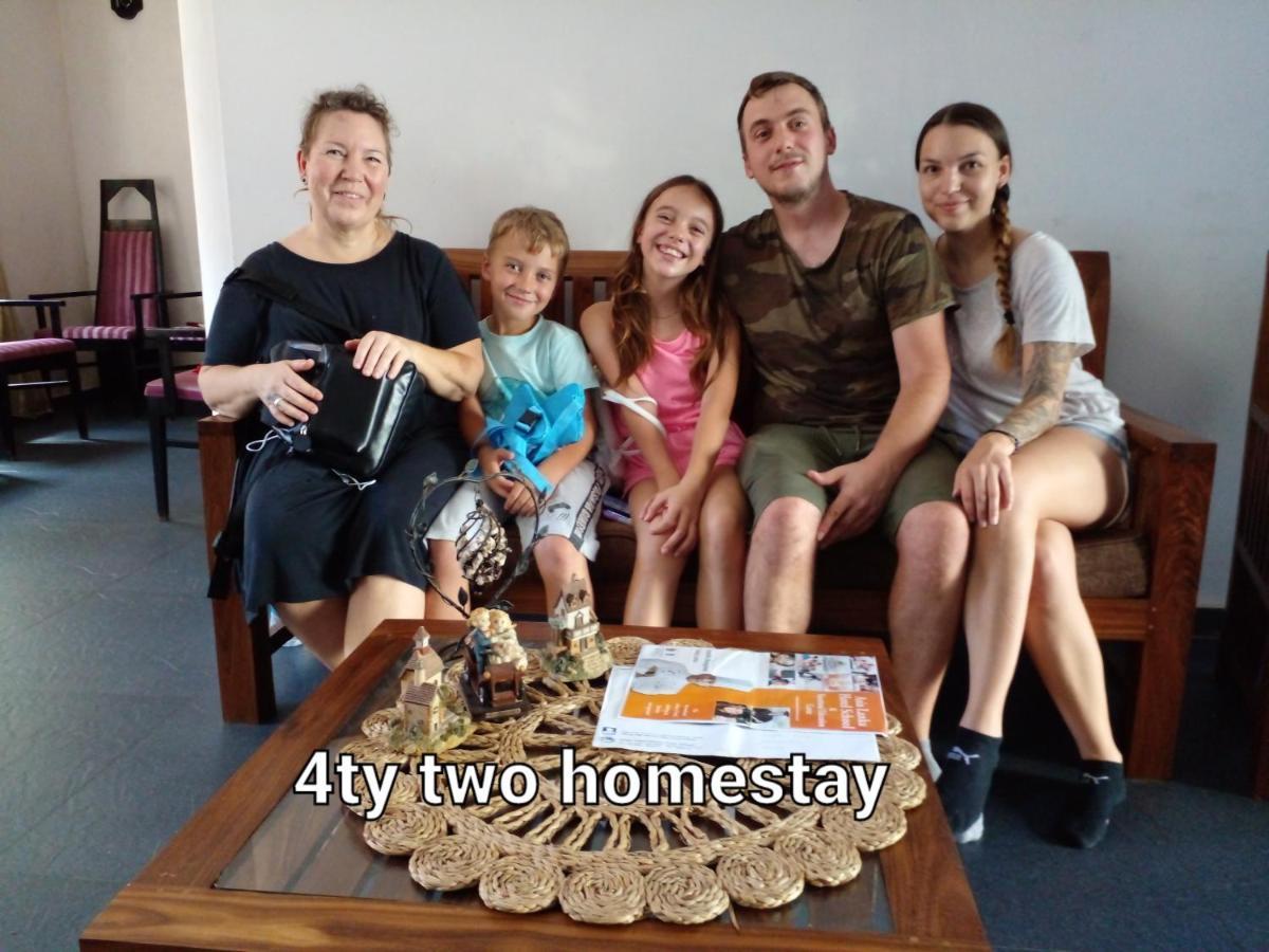4Ty Two Homestay Galle Exterior foto
