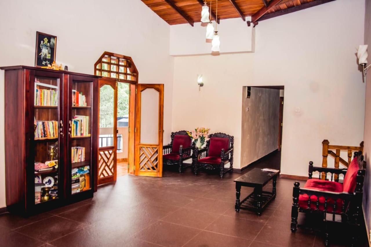 4Ty Two Homestay Galle Exterior foto